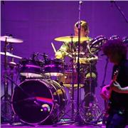 Vuoi imparare a suonare la batteria divertendoti? Sono l’insegnante che fa per te. Formato presso il CPM Music Istitute di Milano